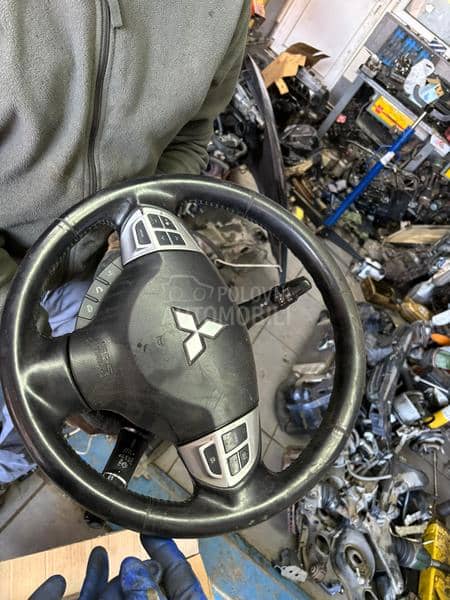 Delovi za Mitsubishi Outlander 2.0D 2007. god.