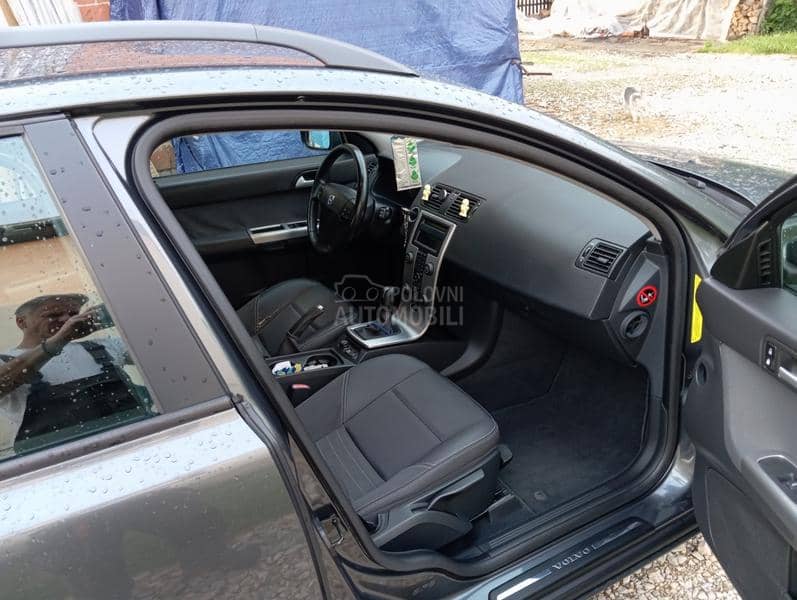 Volvo V50 2,0 hdi