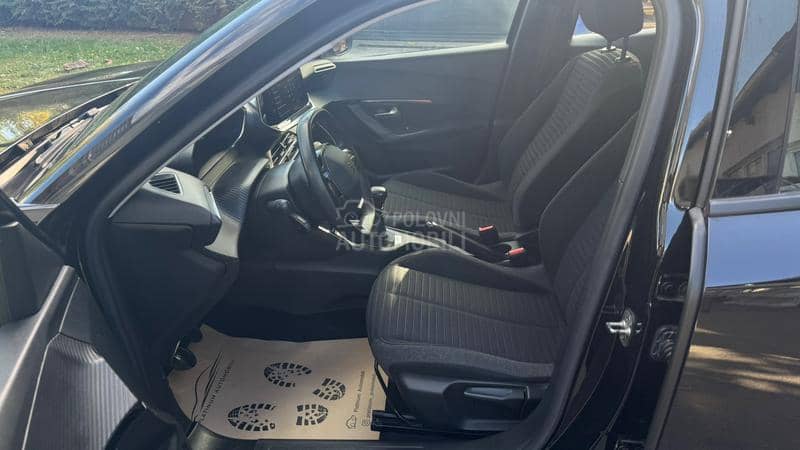 Peugeot 2008 1.5HDI/NAV/LED/NOV