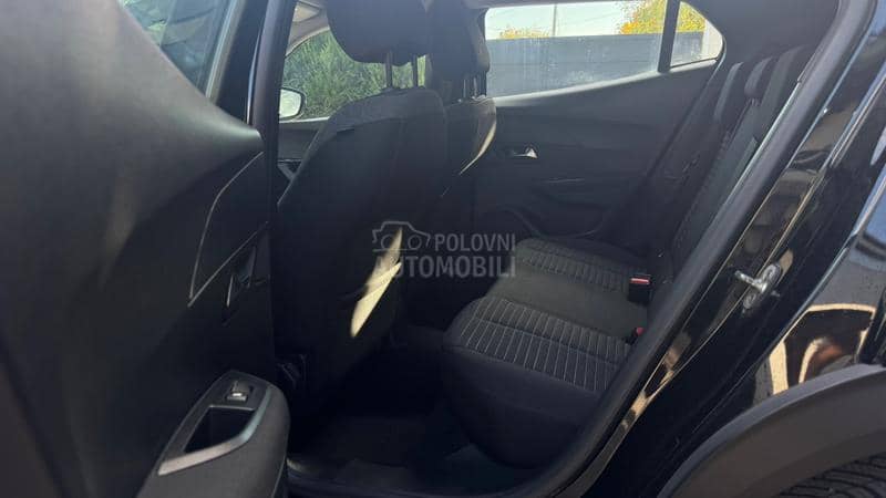 Peugeot 2008 1.5HDI/NAV/LED/NOV