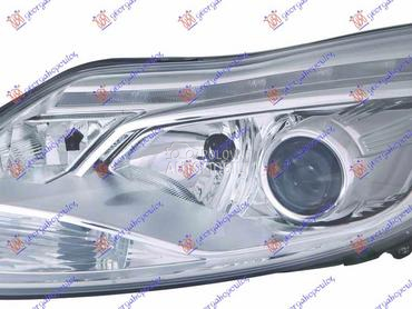 FAR XENON SA LED DNEVNIM SVETL za Ford Focus od 2011. do 2014. god.