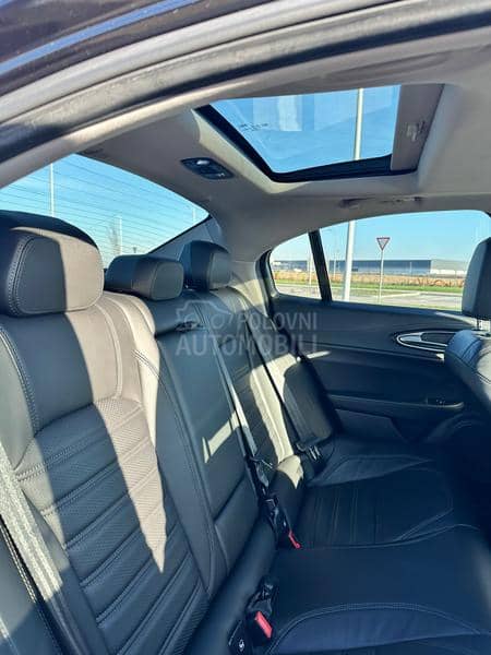 Alfa Romeo Giulia 952 SUPER