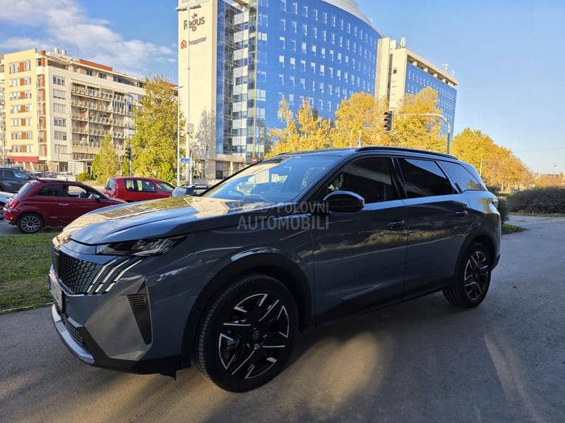 Peugeot 5008 ALLURE 1.2 HYBRID