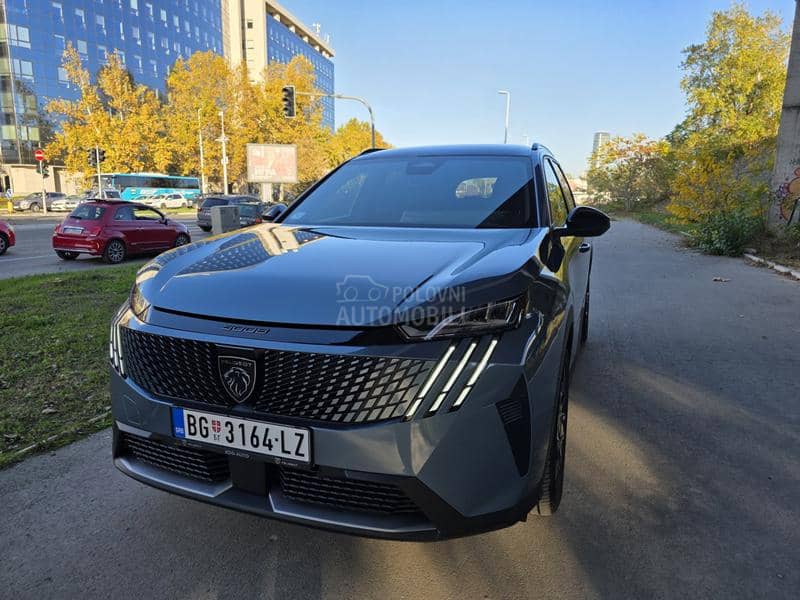 Peugeot 5008 ALLURE 1.2 HYBRID