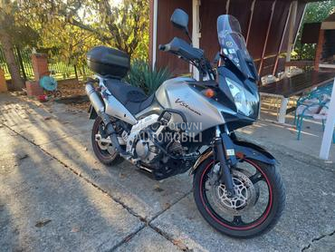 Suzuki V strom 650 A2