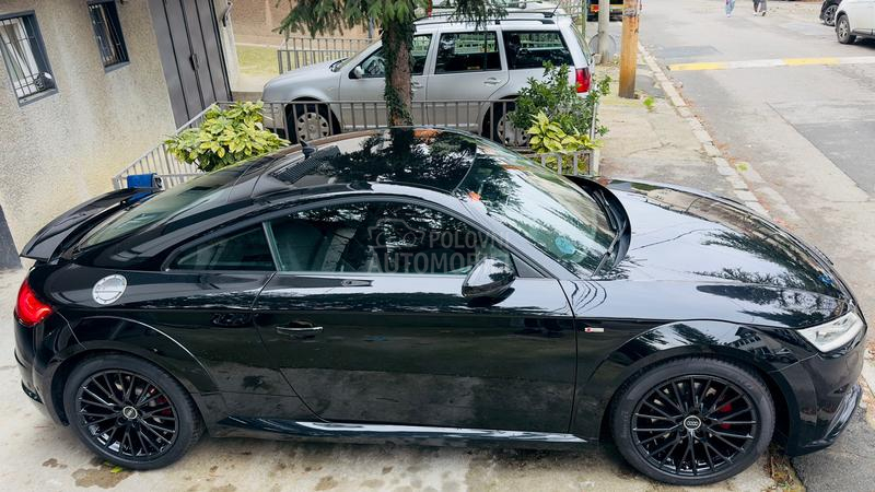 Audi TT 