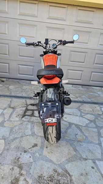 Ducati Scrambler 800 Icon