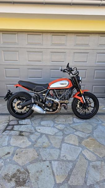 Ducati Scrambler 800 Icon