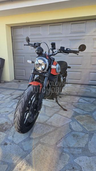Ducati Scrambler 800 Icon
