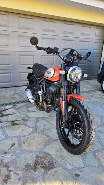 Ducati Scrambler 800 Icon