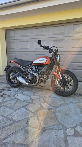 Ducati Scrambler 800 Icon