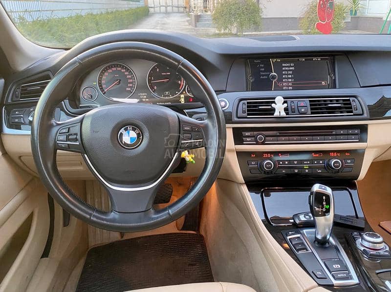 BMW 525 3.0