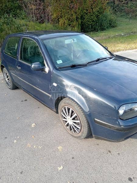 Volkswagen Golf 4 