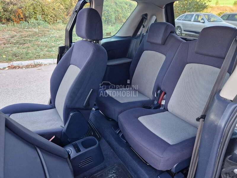 Peugeot 1007 1.4 HDI