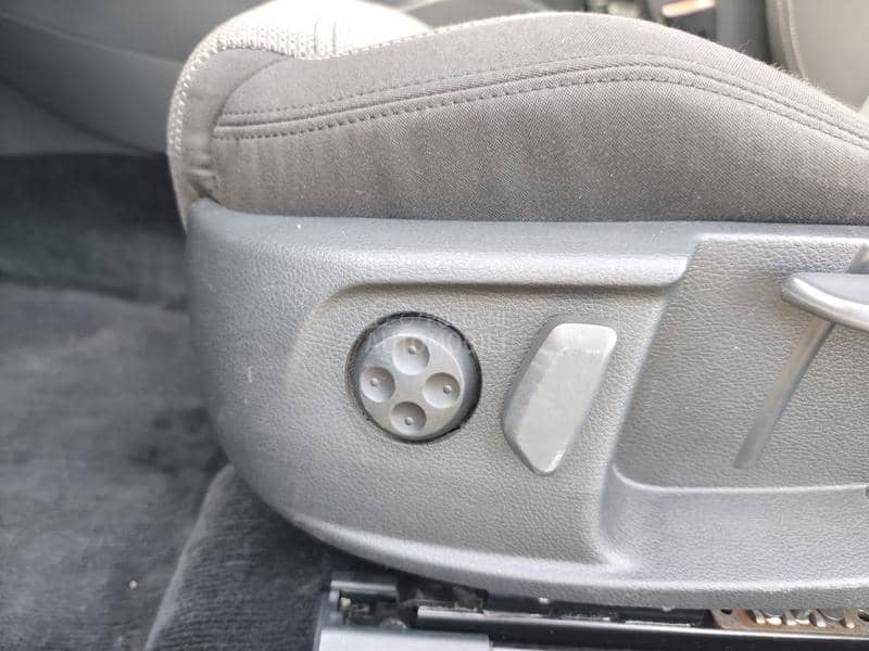 Volkswagen Passat CC /NOVI SERVISI/