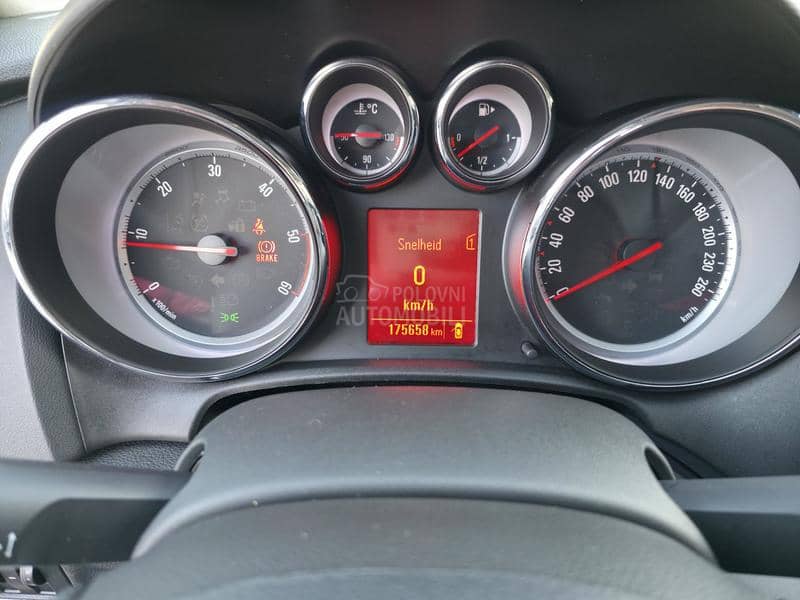 Opel Astra J 1.7 CDTI N.A.V.I