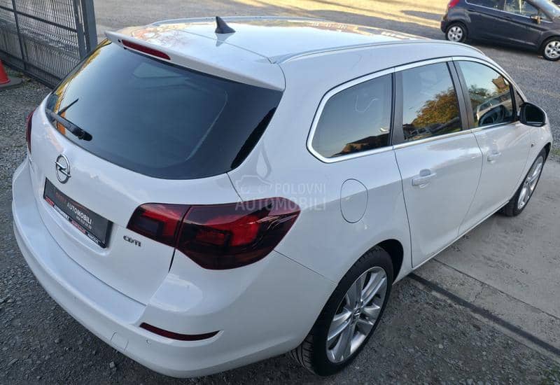 Opel Astra J 1.7 CDTI N.A.V.I