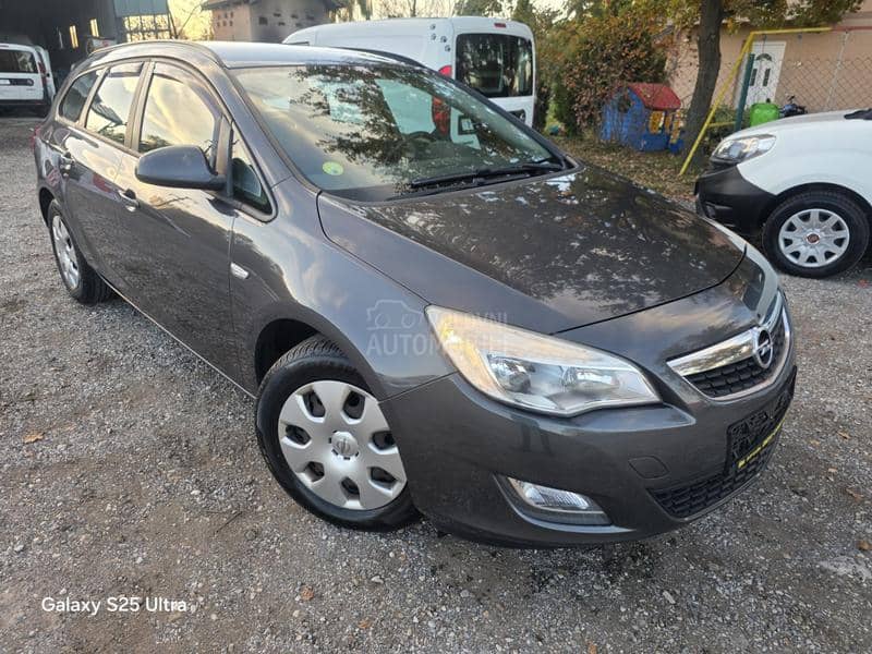 Opel Astra J 2.0CDTI