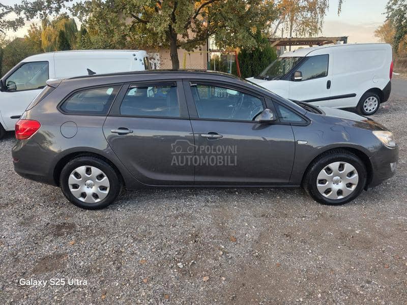 Opel Astra J 2.0CDTI
