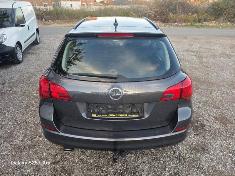 Opel Astra J 2.0CDTI