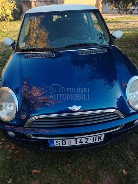 MINI Cooper 