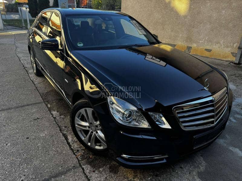 Mercedes Benz E 200 