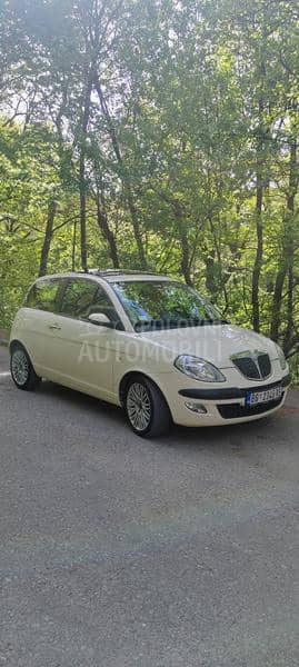 Lancia Ypsilon 1.4