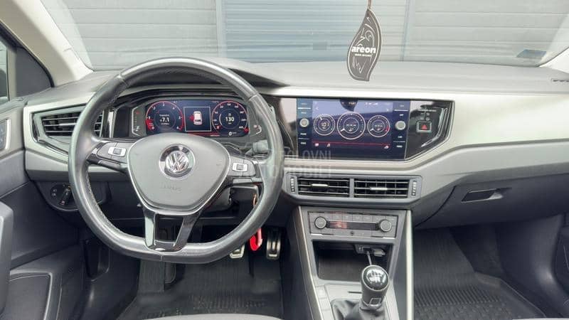 Volkswagen Polo 1.6TDI VIRT/PANO/LED