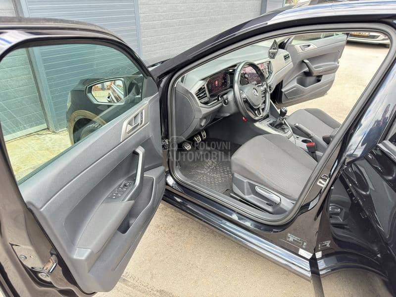 Volkswagen Polo 1.6TDI VIRT/PANO/LED