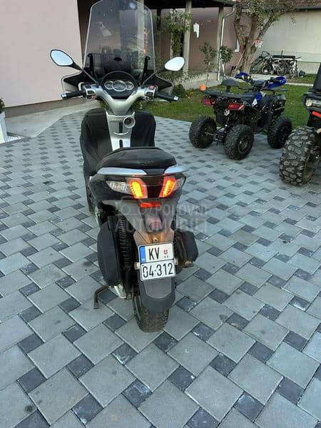 Piaggio MP3 Yourban