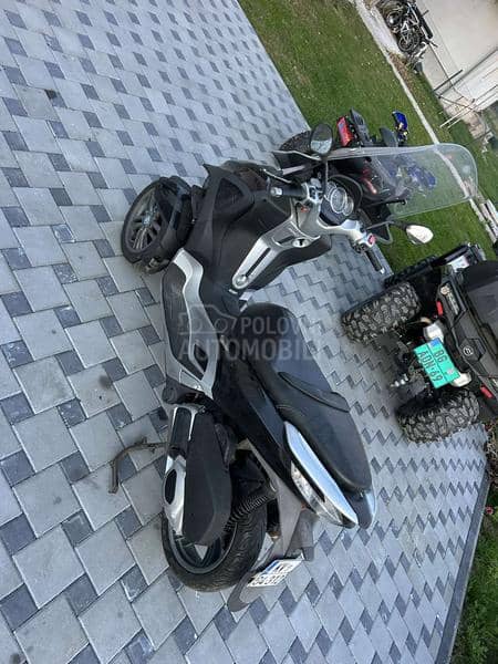 Piaggio MP3 Yourban