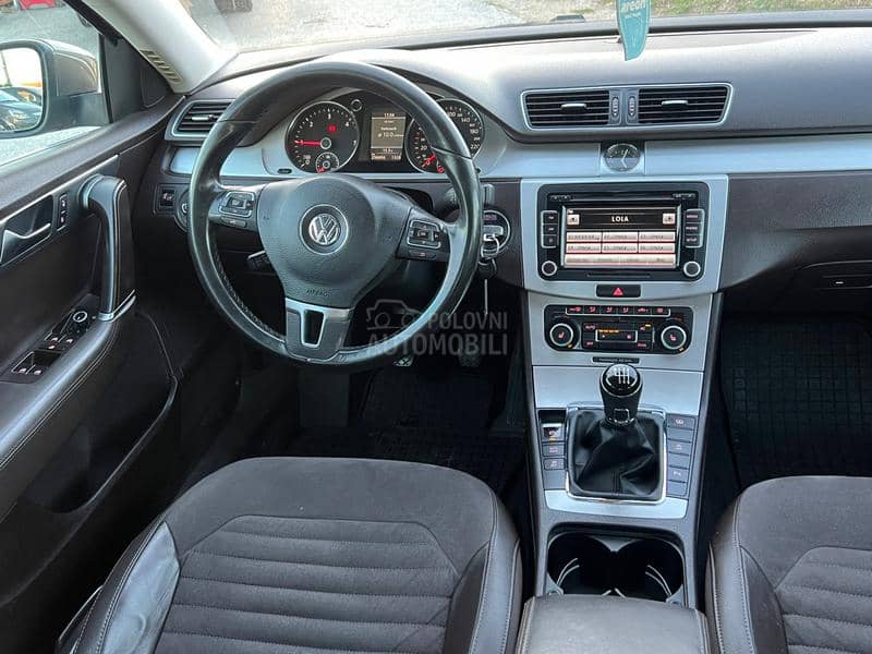 Volkswagen Passat B7 2.0td highline