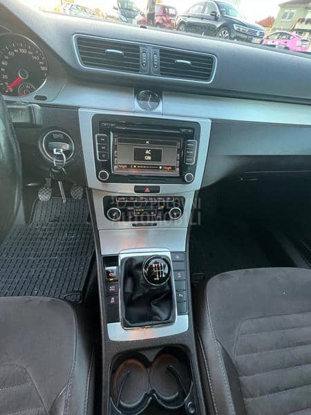 Volkswagen Passat B7 2.0td highline