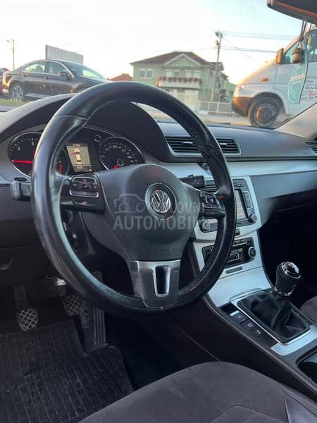 Volkswagen Passat B7 2.0td highline