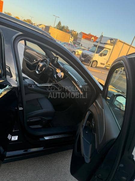 Peugeot 308 Hybrid GT