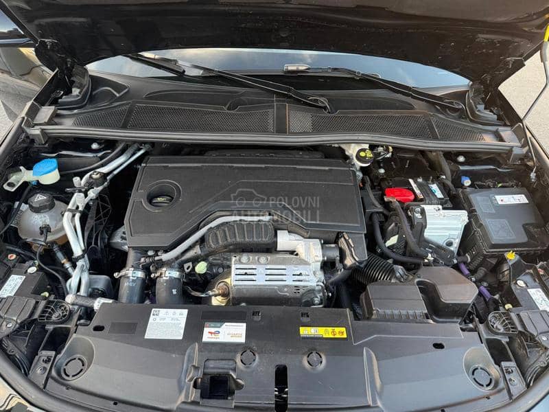 Peugeot 308 Hybrid GT