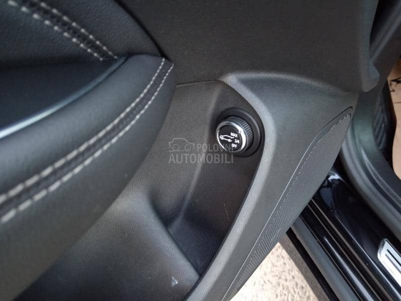 Opel Insignia 2.0D OPC LINE