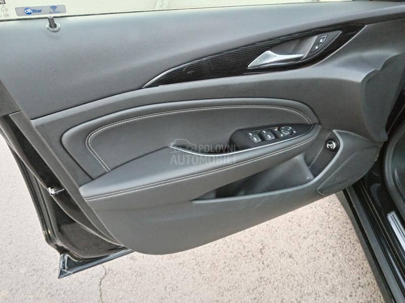 Opel Insignia 2.0D OPC LINE