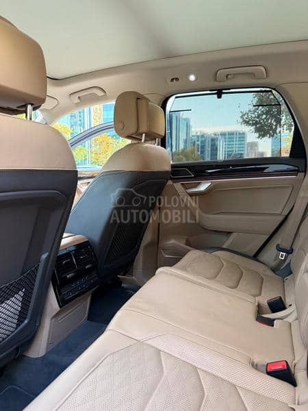 Volkswagen Touareg PANO/MATRIX/HUD