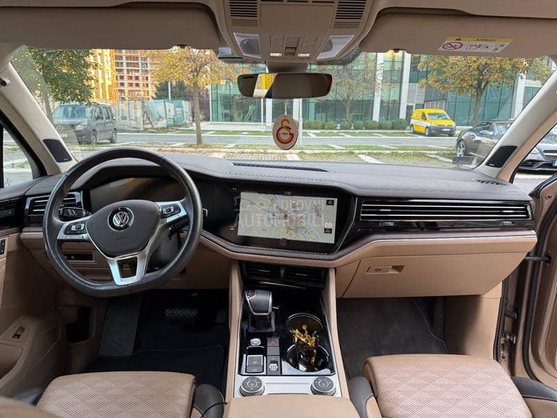 Volkswagen Touareg PANO/MATRIX/HUD