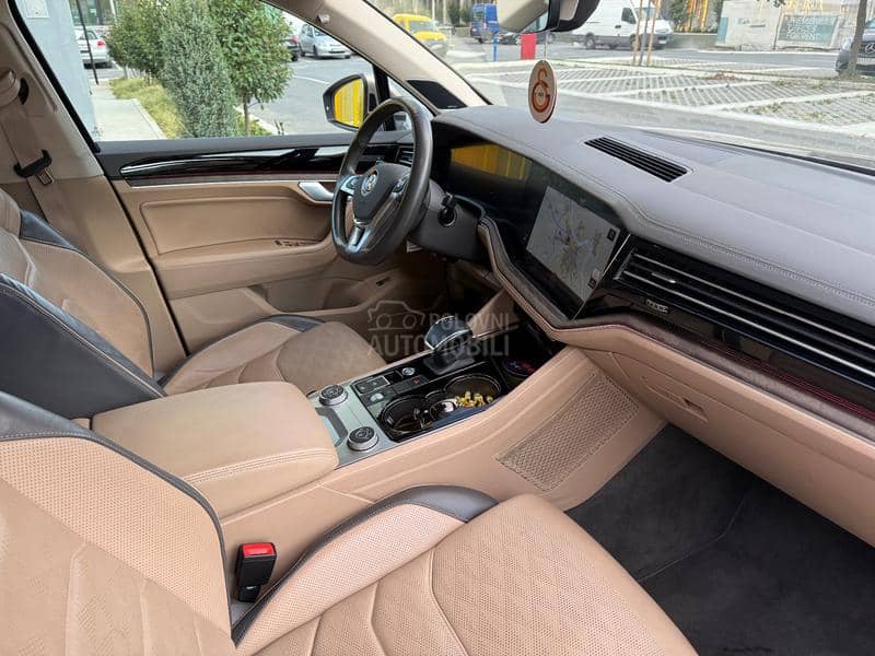 Volkswagen Touareg PANO/MATRIX/HUD