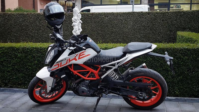 KTM duke 390
