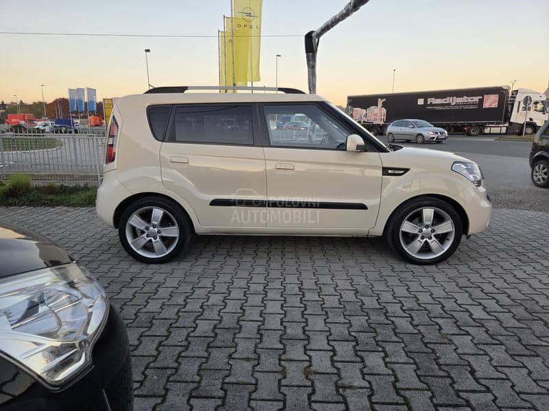 Kia Soul 1.6crdi STYLE/CH