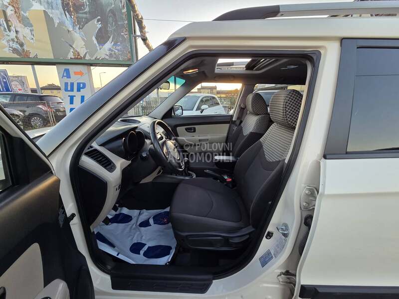 Kia Soul 1.6crdi STYLE/CH