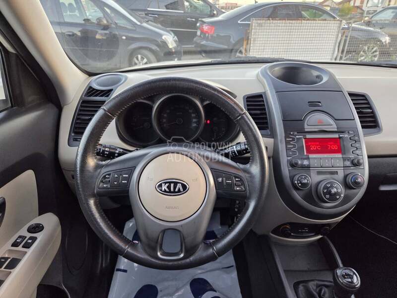 Kia Soul 1.6crdi STYLE/CH