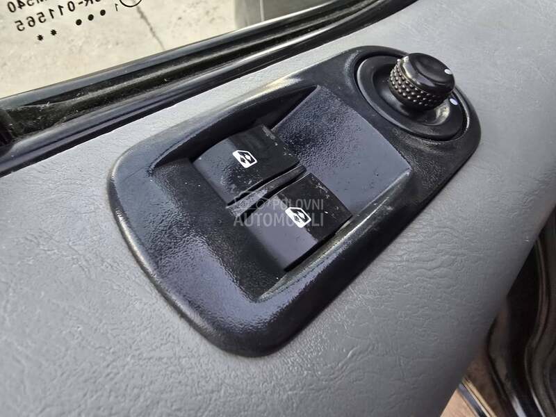 Opel Vivaro 2.5 CDTI//L2 F U LL//