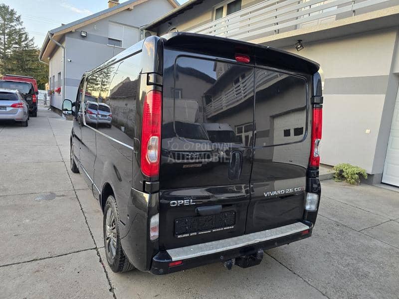 Opel Vivaro 2.5 CDTI//L2 F U LL//