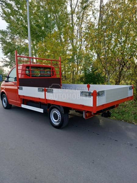 Volkswagen Transporter T5 2,5 TDI  130 ks