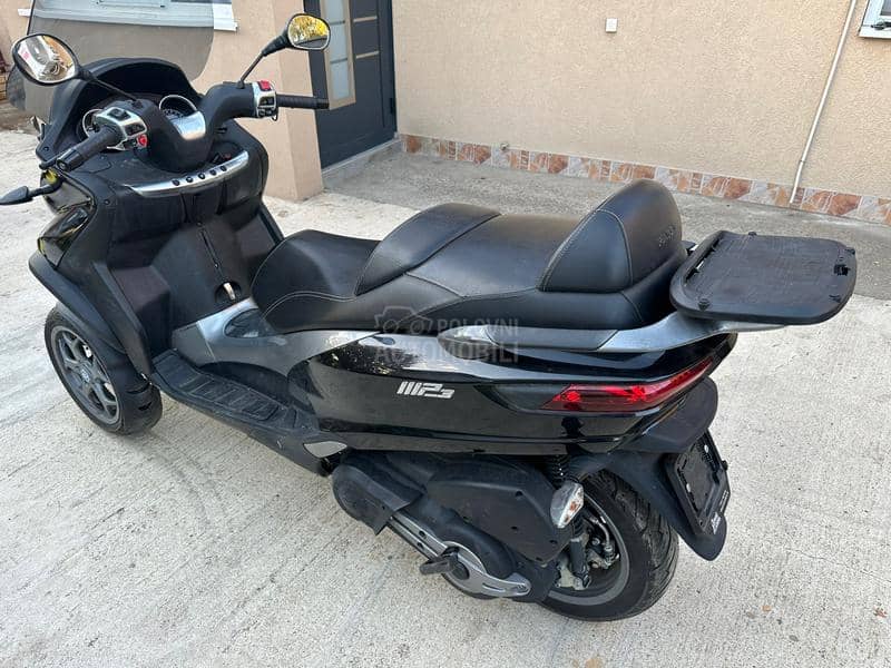 Piaggio mp3 500