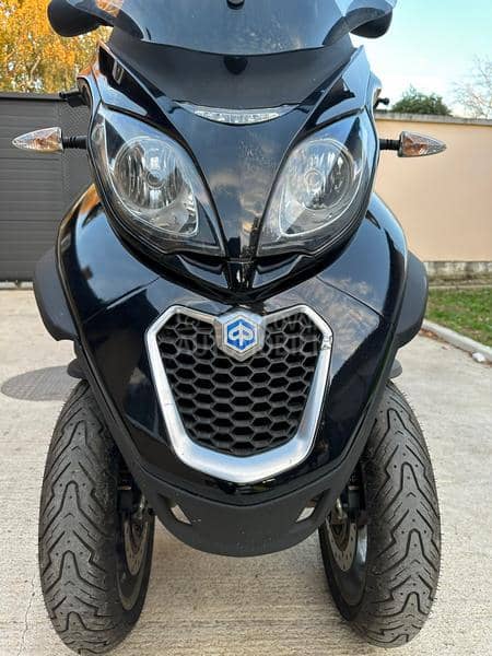 Piaggio mp3 500
